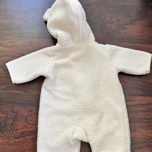 Carter's fleece bear winter suit 6 months - Picture 2 of 5